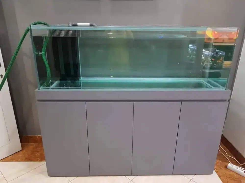 Cabinet + Aquarium