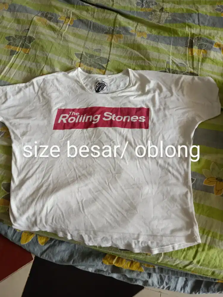 kaos tanpa kraah.