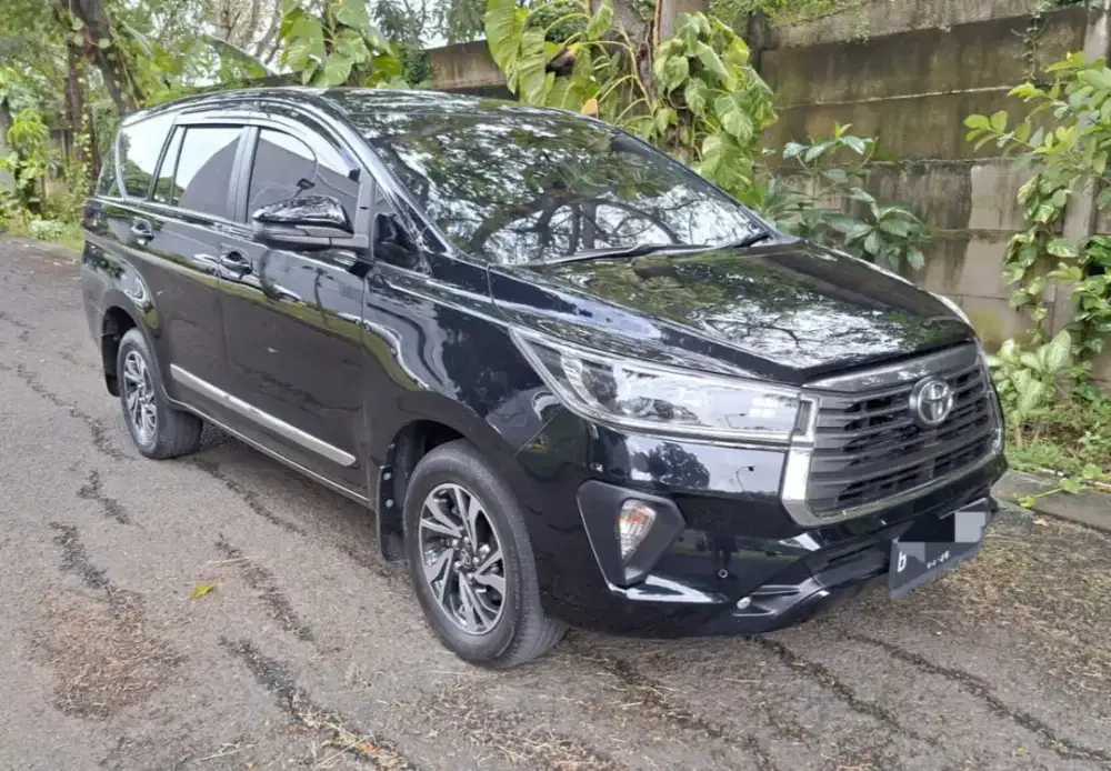 Toyota Innova Reborn Diesel V AT 2021