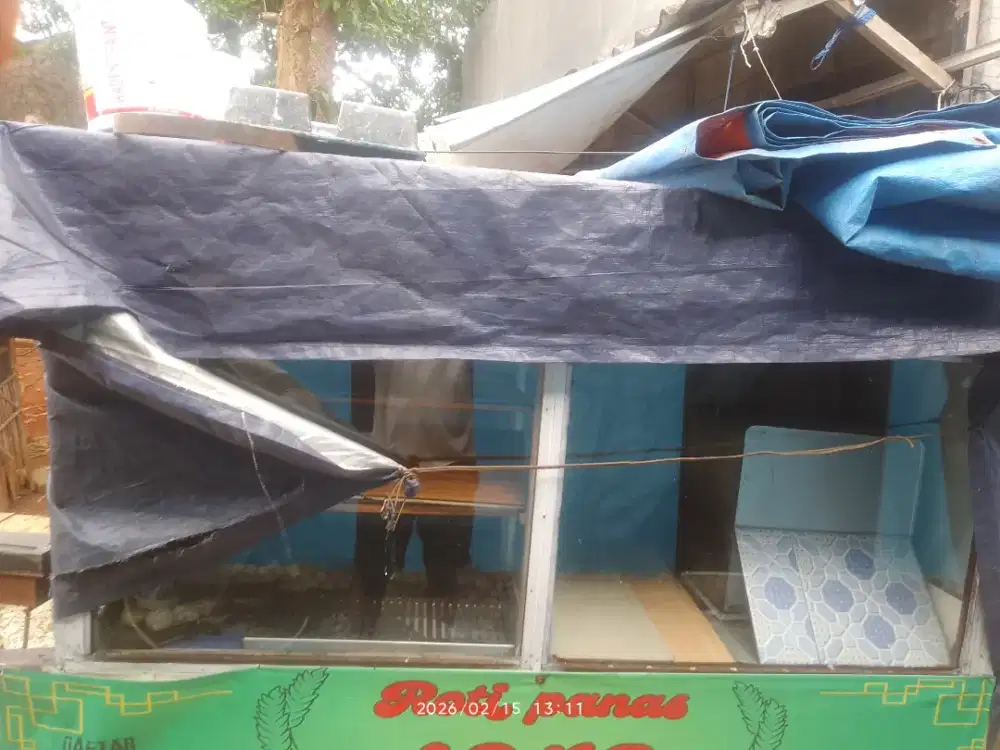 gerobak kaca siap pakai