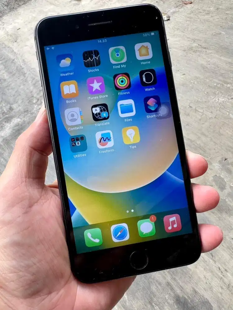 iphone 8 plus inter 64gb fullset