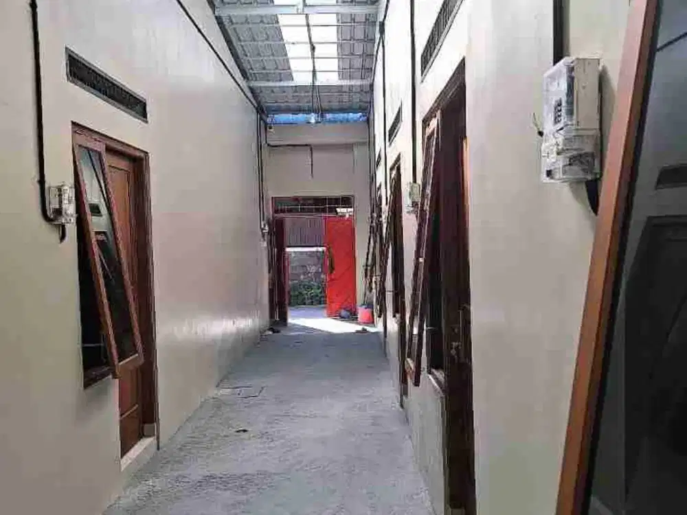 DIJUAL KOST DEKAT MALL LUWES GENTAN