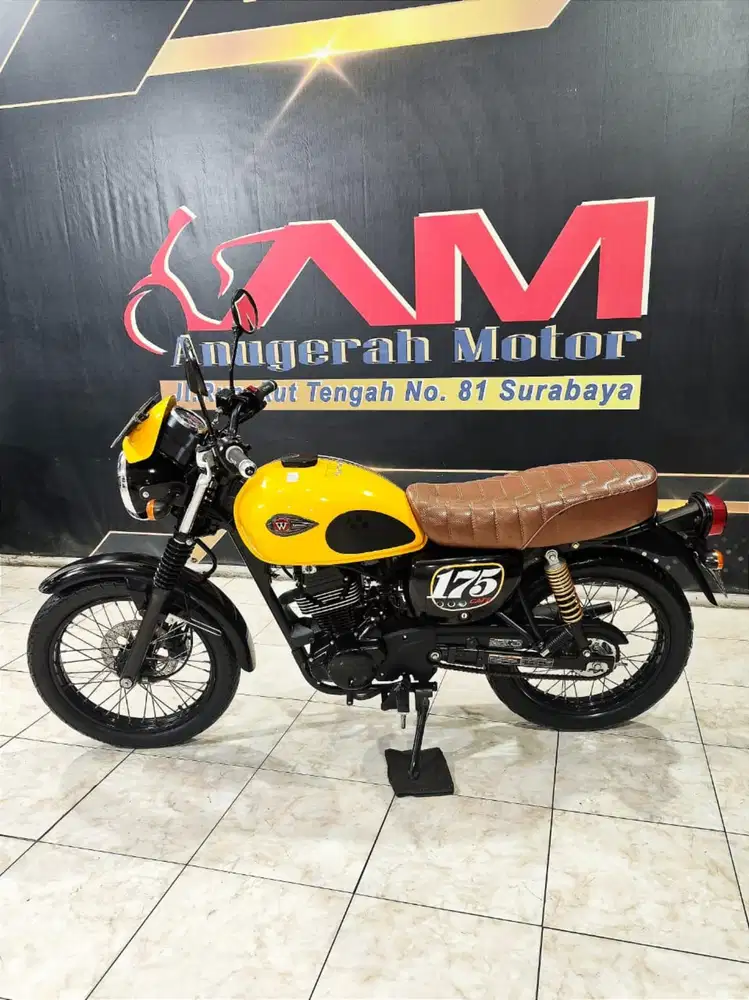Kawasaki W 175 Cafe Yellow TH 2019 stok terbatas anugrah motor rungkut
