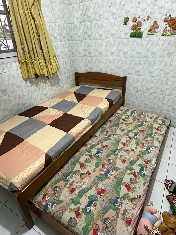 Ranjang Kasur Kayu Jati Atas Bawah