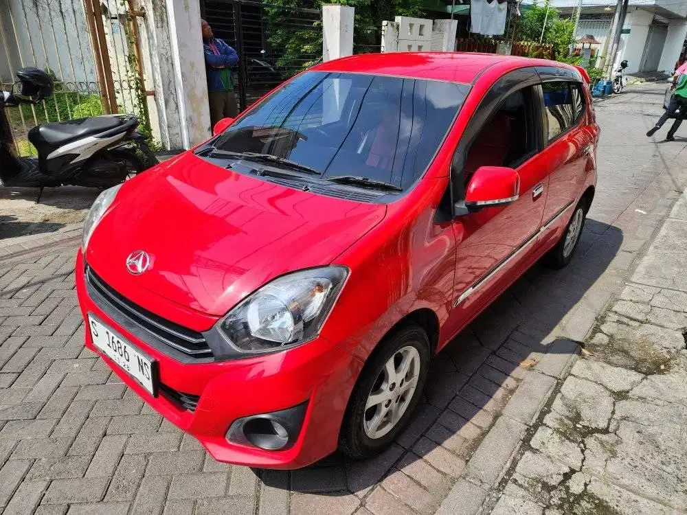DAIHATSU AYLA 1.0 X MANUAL 2018 MERAH SURABAYA