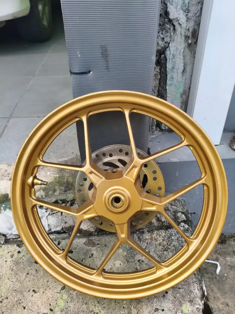 Velg depan dan cakram Vario 125/150 gen 1