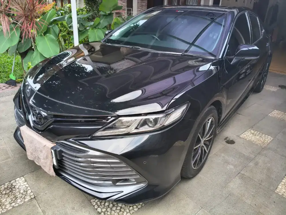 Camry V/At 2019 Low km kondisi Istimewa