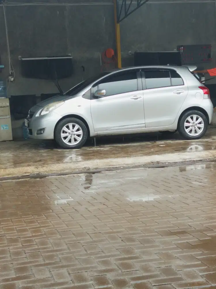 Toyota Yaris 2009 Bensin