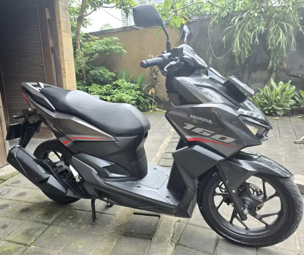 BUC !!! Motor Pribadi Vario CBS 160 Tahun 2023