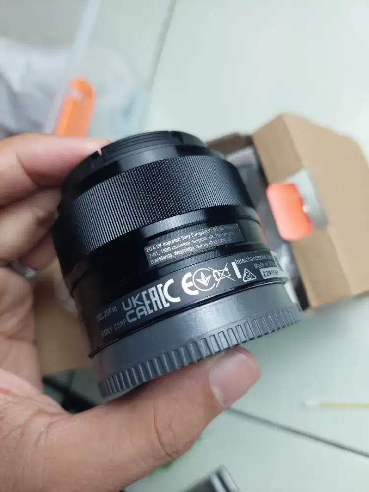 Lensa Sony 35mm F 1,8