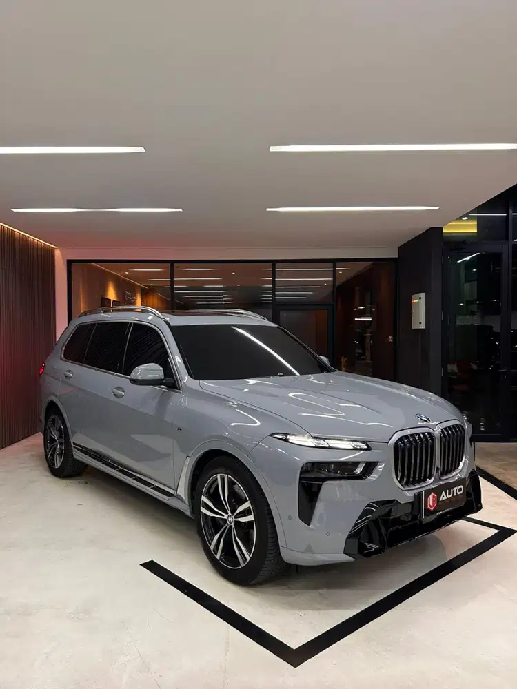 BMW X7 Xdrive40i 2025 Brooklyn Grey Km13rb Nik 2023 B122SC