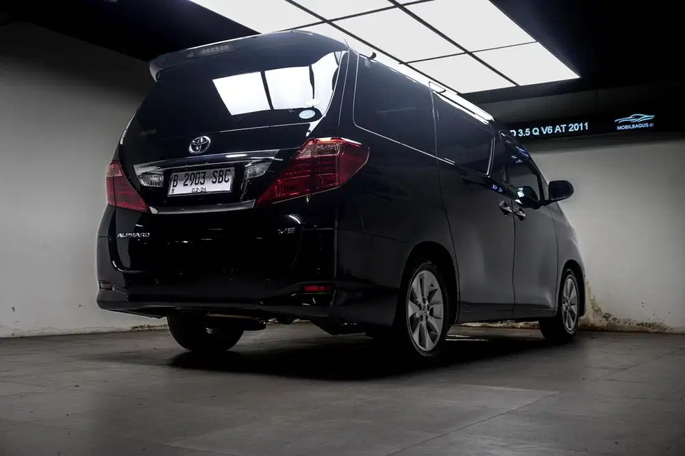 Toyota Alphard 3.5Q