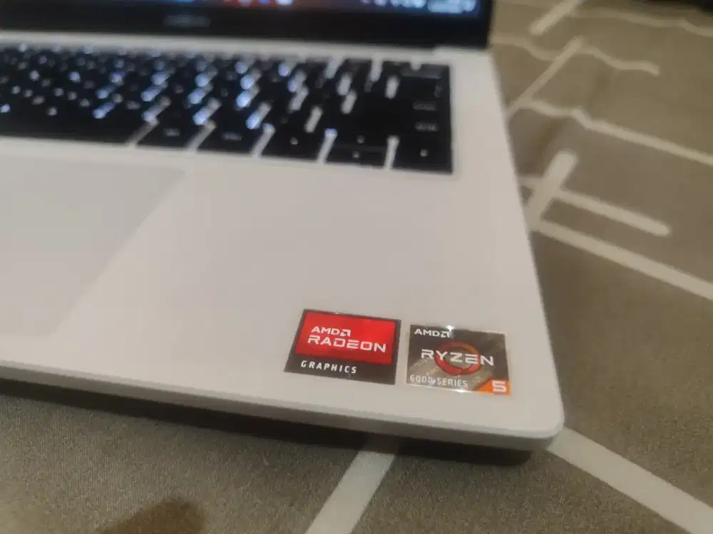 Advance Workplus ryzen 5 6600H