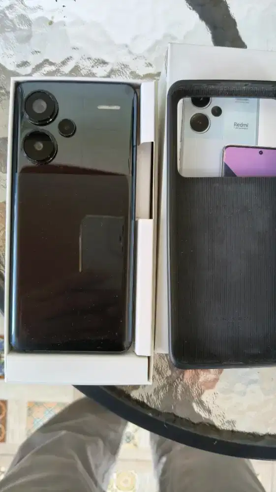 Jual santai Xiaomi Redmi Note 13 Pro Plus (12/512)