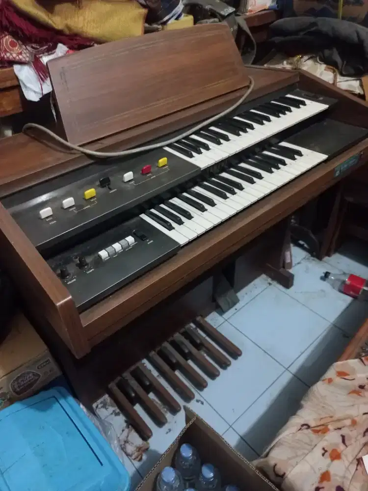 Piano jadul kondisi apa adanya