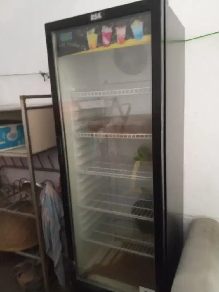 Peralatan warung makan untung dagang atau kebutuhan rumah