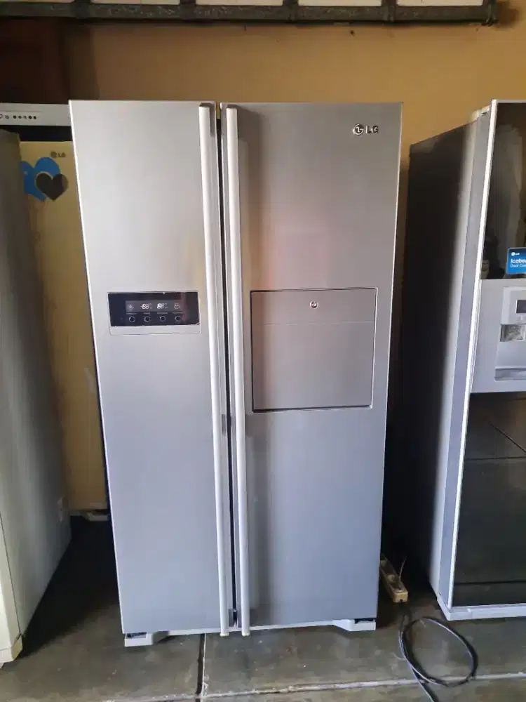 kulkas side by side LG