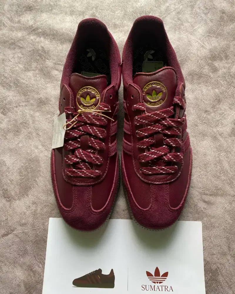 SEPATU ADIDAS CASUAL