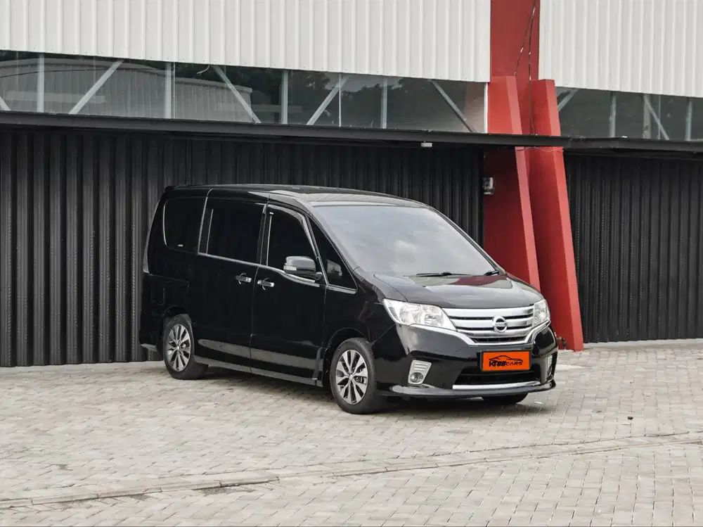 Nissan Serena Highway Star HWS 2013 hitam matic