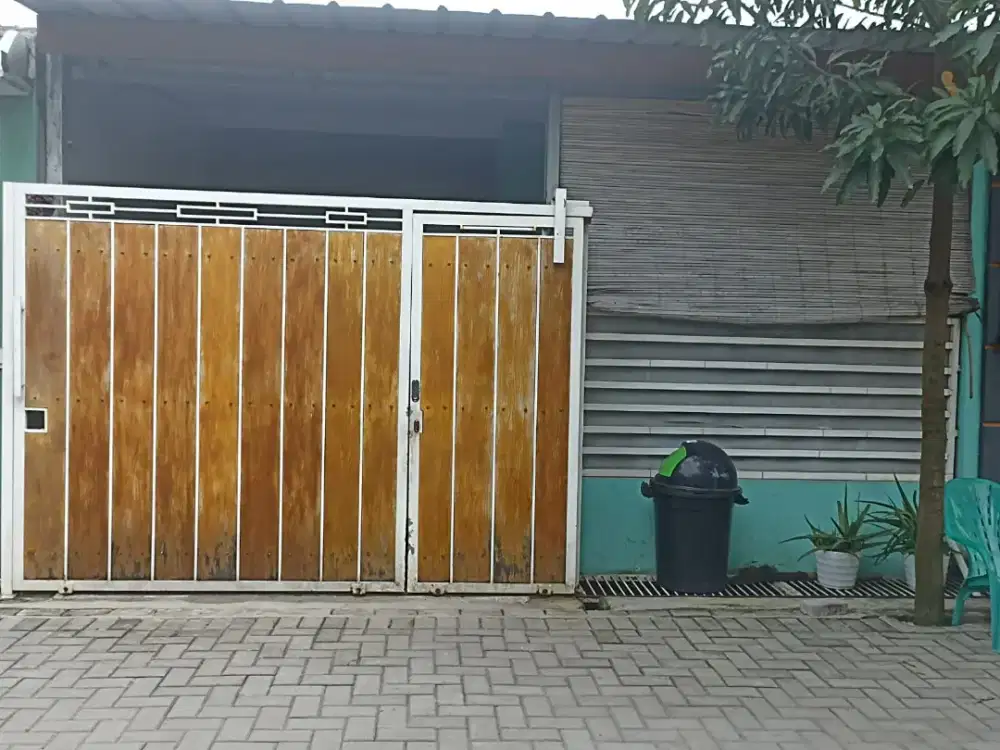 OVER KREDIT Rumah Full Renov – Lokasi Strategis Dekat Pasar & Sekolah