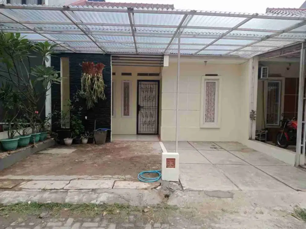 Rumah di Azimah Beji Residence Depok