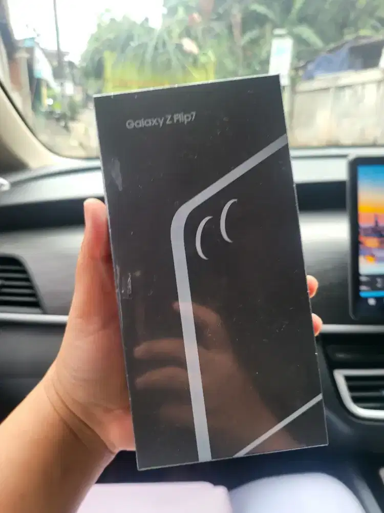 SAMSUNG GALAXY FLIP 7 NEW
