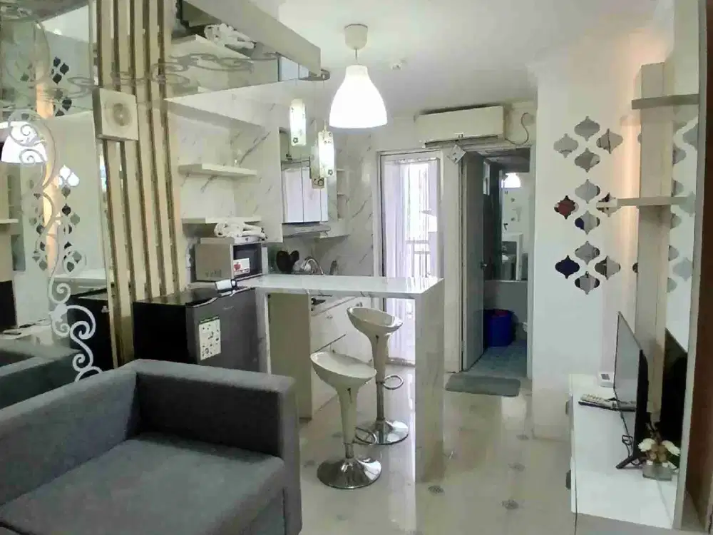 For rent  2 br mewah elegan tower Flamboyan view city