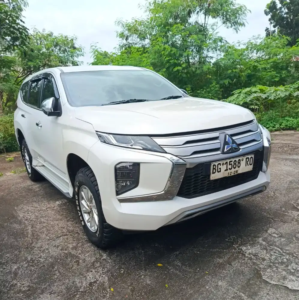 2023 Pajero Sport 2.5 GLX MT Solar 4x4