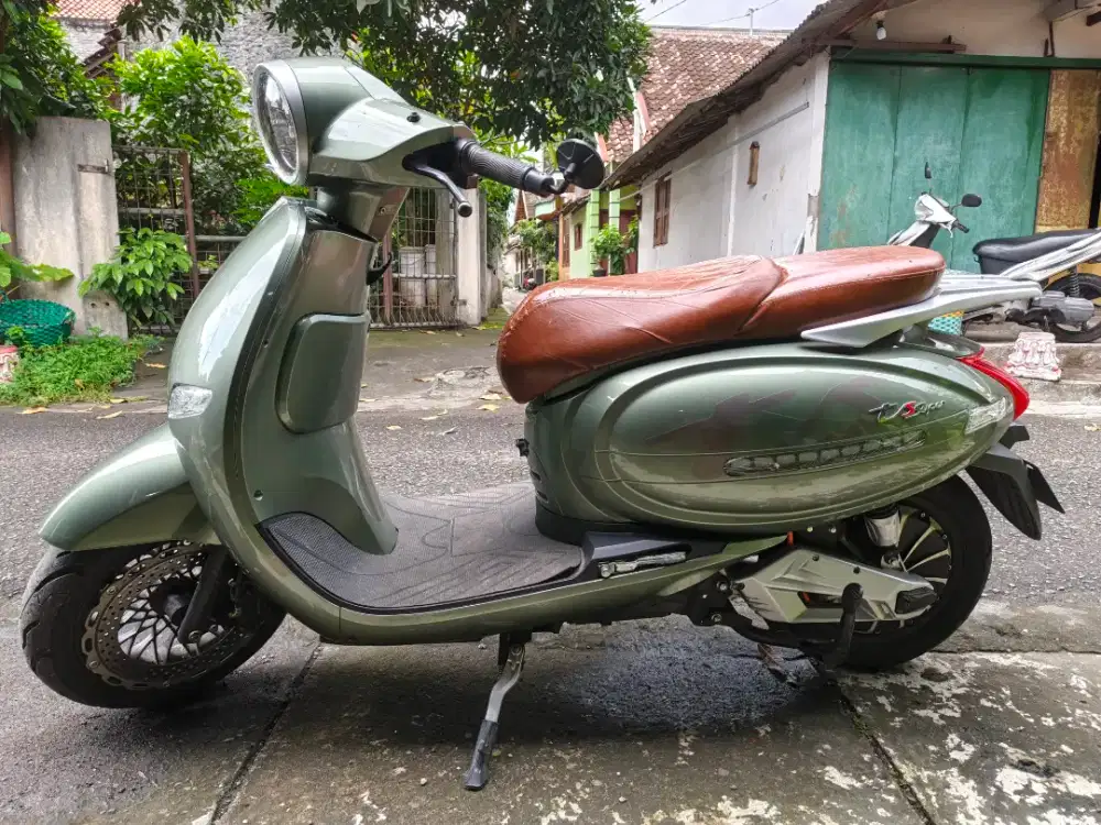 Motor Listrik Uwinfly T5 Hijau - Surat Lengkap (Faktur/Sertifikat)