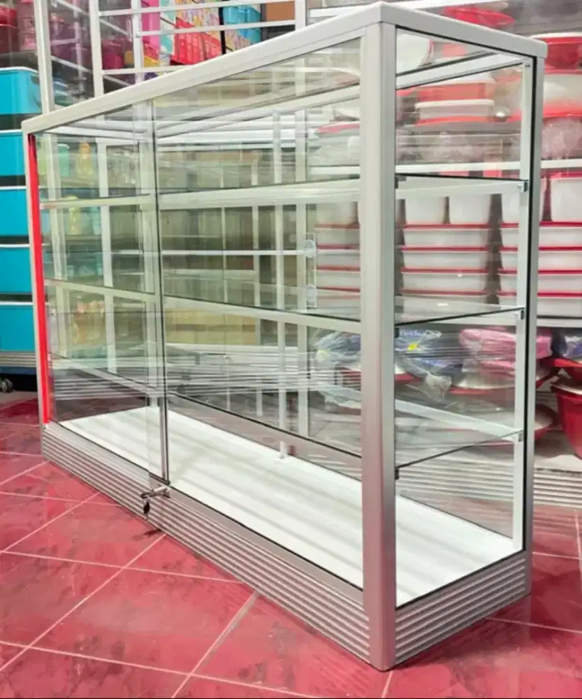 Etalase Kaca Dan Aluminium 1,5Mx1M