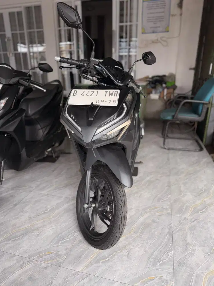 VARIO 150 KEYLESS 2018 DP 1 JUTAAN
