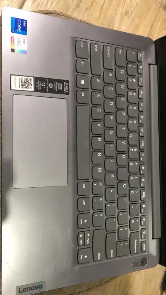 Lenovo ideapad kondisi mulus