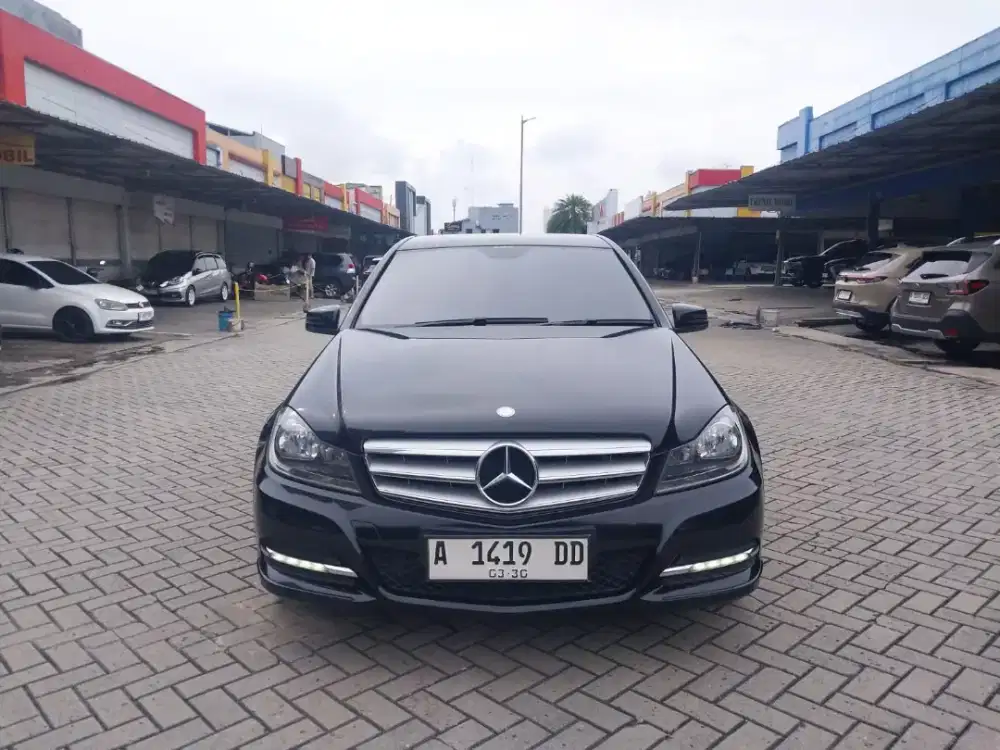 2014 Mercedes Benz C200 1.8 CGI Avantgarde