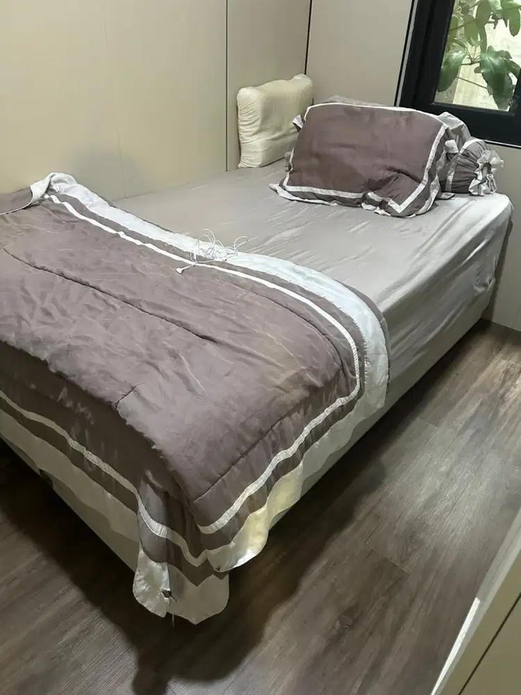 Kasur serta daffodil 120x200