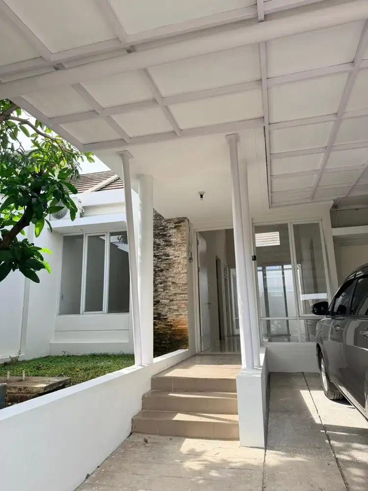 Disewakan Rumah Kondisi Istimewa Bukit Cimanggu City
