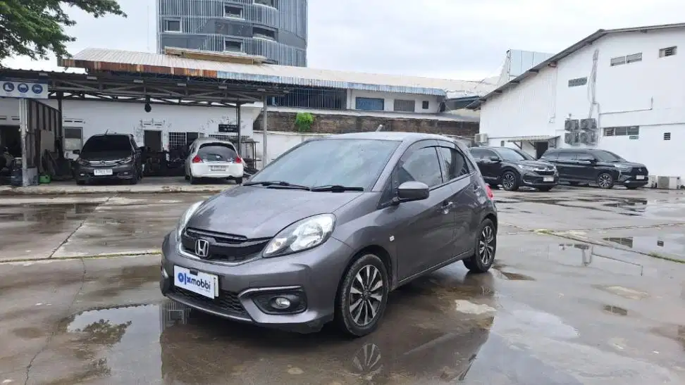 DP MURAH - Honda Brio Satya 1.2 E Bensin-AT 2018 Abu