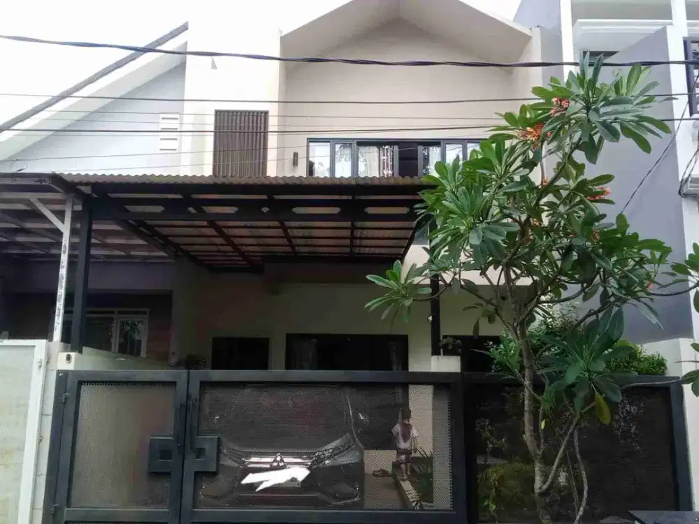 Rumah Rapih 2 Lantai LT 120 Siap Huni Di Kav DPRD Cibubur
