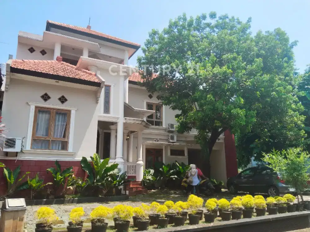RUMAH MEWAH FULL FURNISHED 10 KAMAR BISA UNTUK GUEST HOUSE
