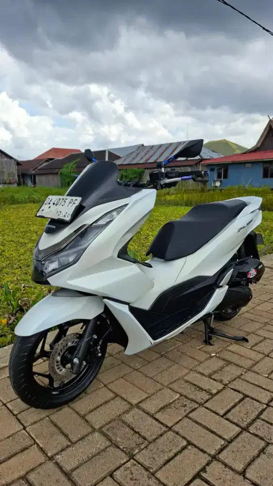 Djual honda pcx 160 tahun 2023 srt lngkp hidup barang istimewa