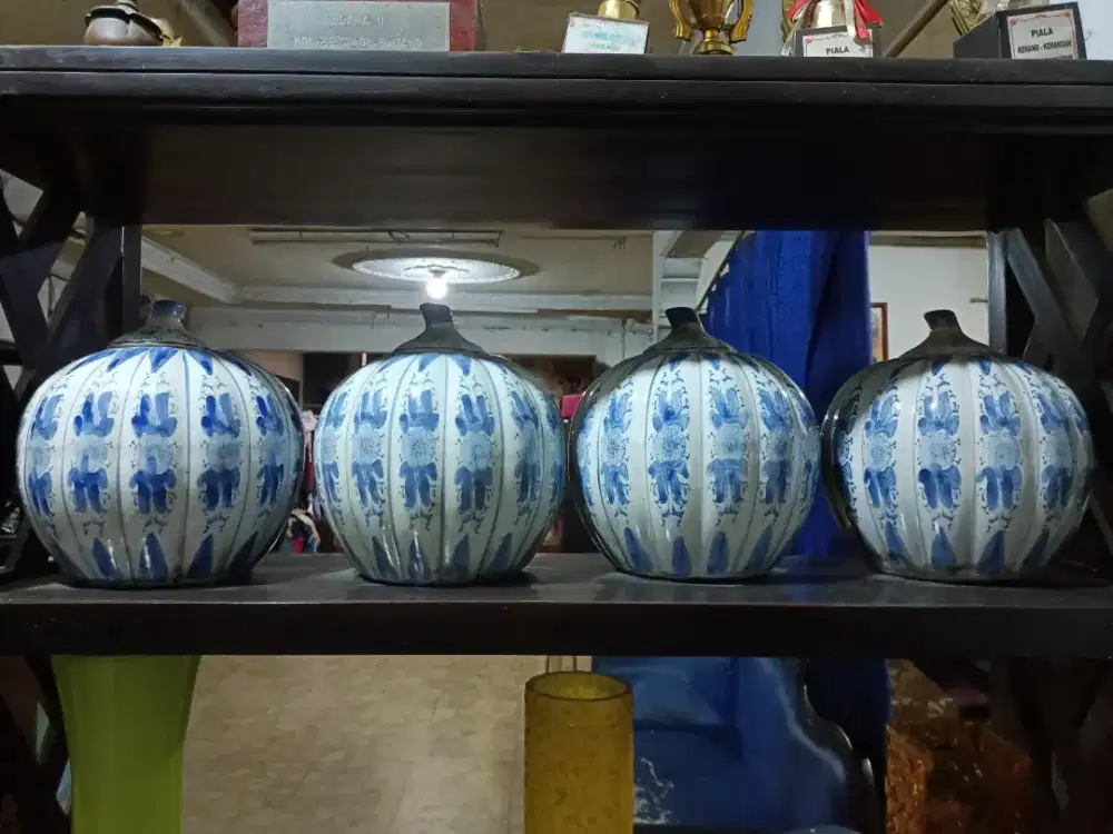 Keramik labu 4 buah + tutupnua