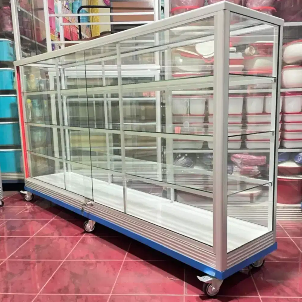 Etalase Panjang 2 Meter Sudah pakai roda dan kunci