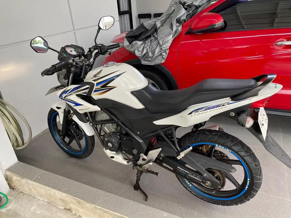 [LOW KM] Jual cepat Honda CB 150 R tahun 2013, plat BG, Nego