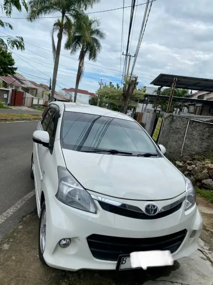 Avanza belom 2014 Matic/AT