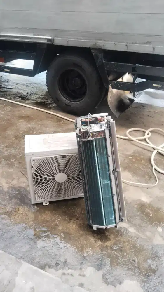 service ac kota padang