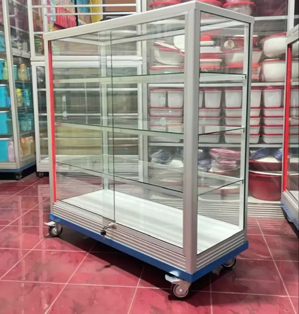 Etalase Toko Pakai Roda & Kunci 1Mx1M  Barang Siap kirim