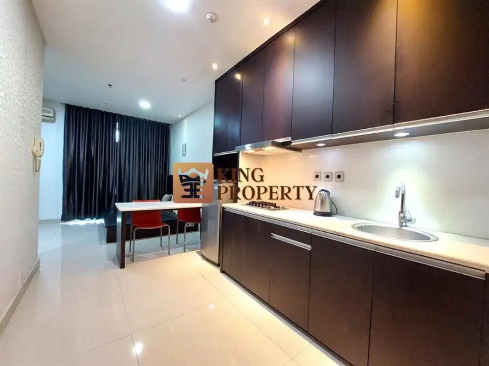 Luxury Dark Modern Living di Central Park Residences – 1BR City View Selatan