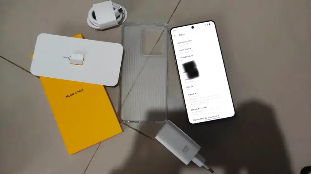 realme 15 pro 5g flowing silver