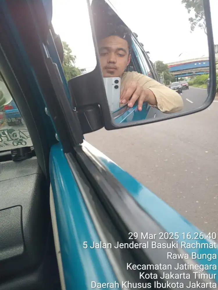 Mencari pekerjaan dan Menerima panggilan jasa driver freelance