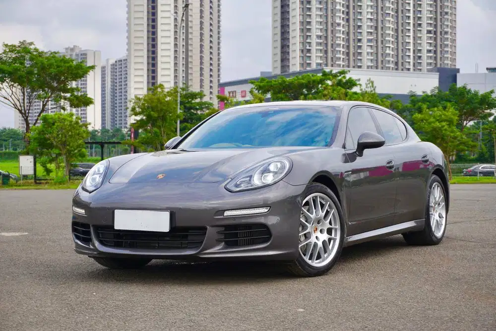 Porsche Panamera S  970.2 Facelift 2013