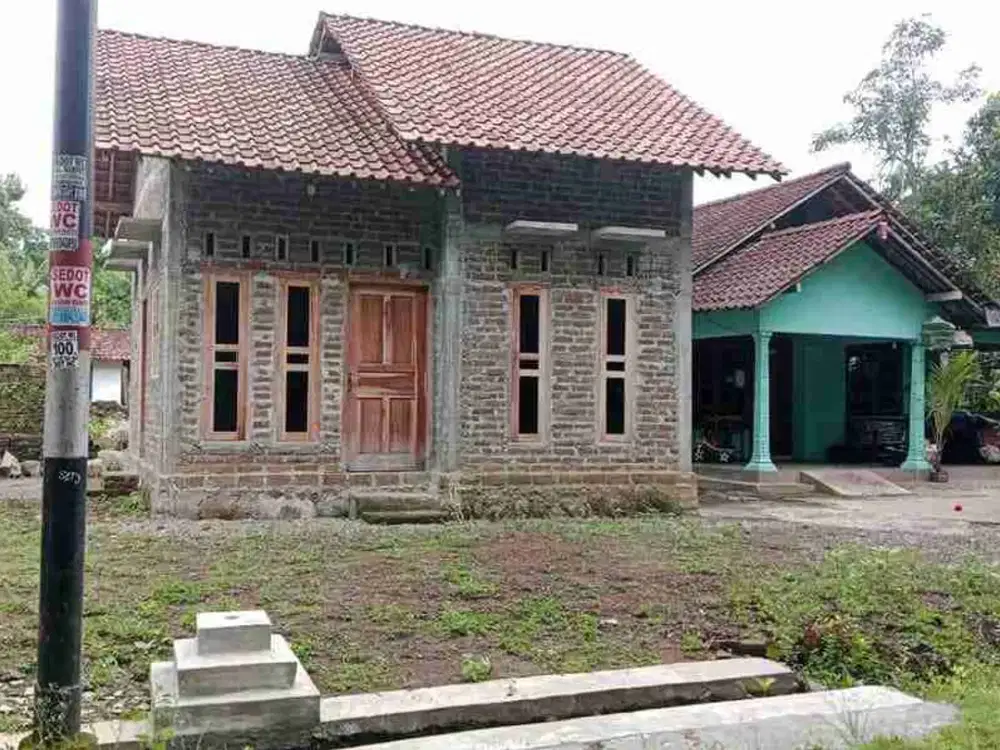 Dijual. rumah. siap huni lokasi strategis